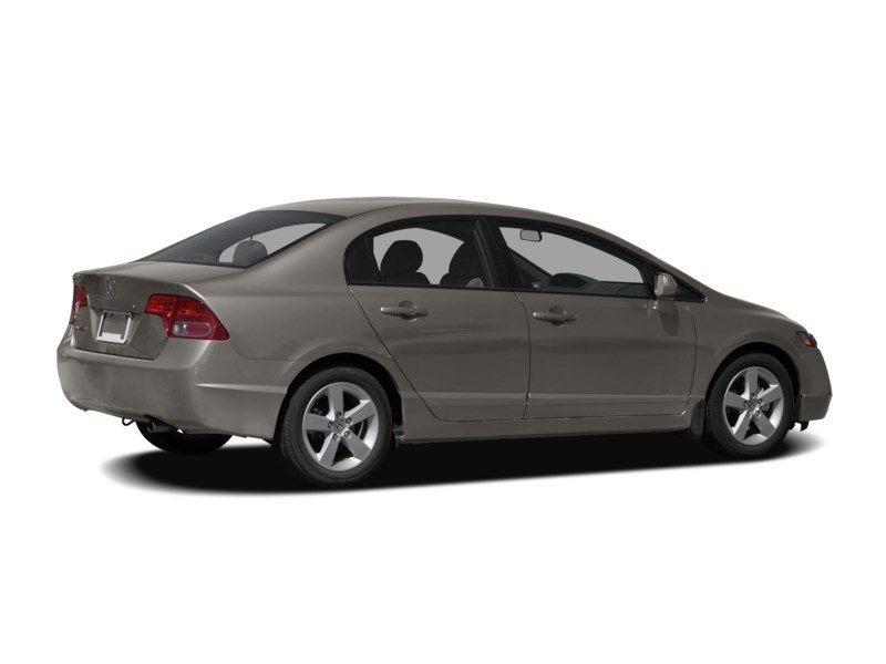 2007 Honda Civic 4dr AT DX-G Exterior Shot 2