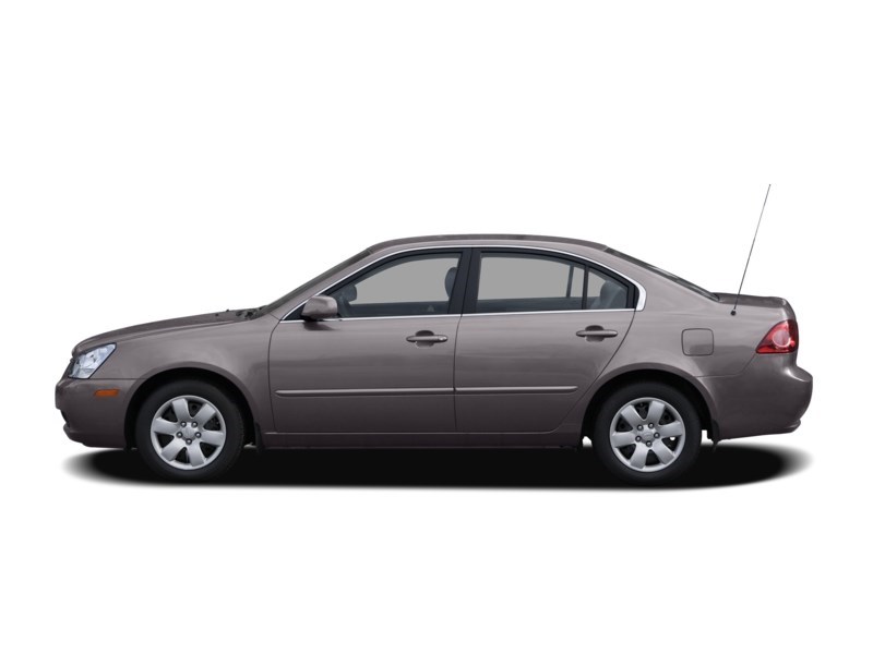 2007 Kia Magentis 4dr Sdn Manual LX Exterior Shot 7