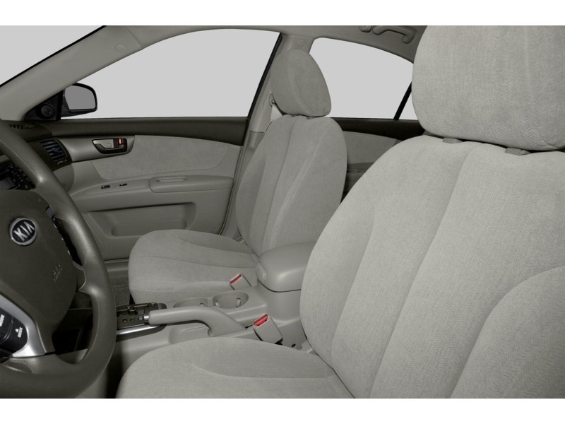 2007 Kia Magentis 4dr Sdn Manual LX Interior Shot 4