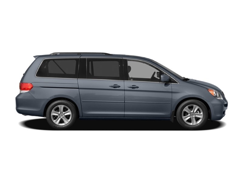 2009 Honda Odyssey 5dr Wgn Touring w/RES & Navi Exterior Shot 11