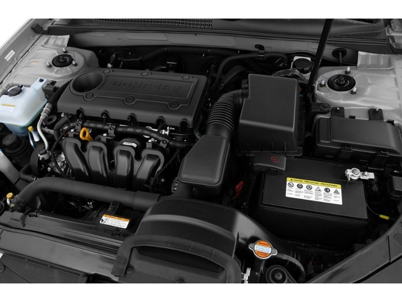 2009 Hyundai Sonata 4dr Sdn I4 Auto GL Exterior Shot 3