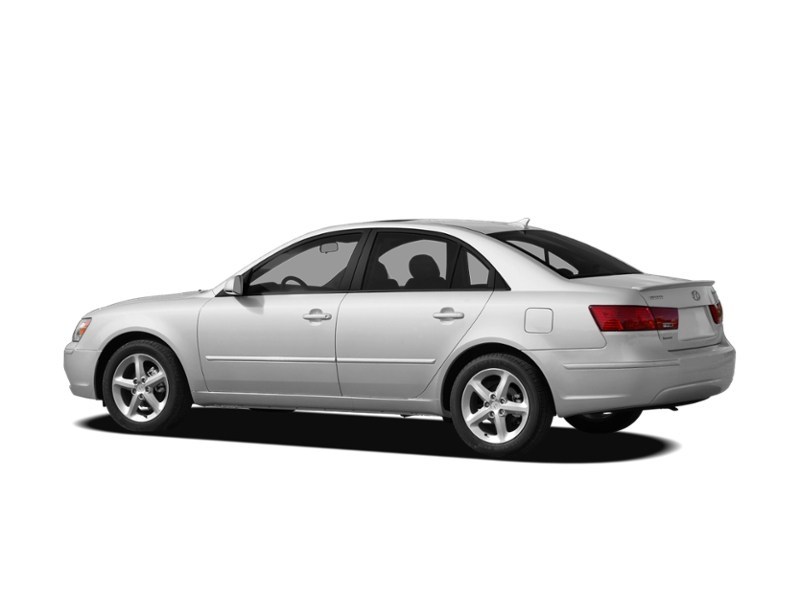 2009 Hyundai Sonata 4dr Sdn I4 Auto GL Exterior Shot 13