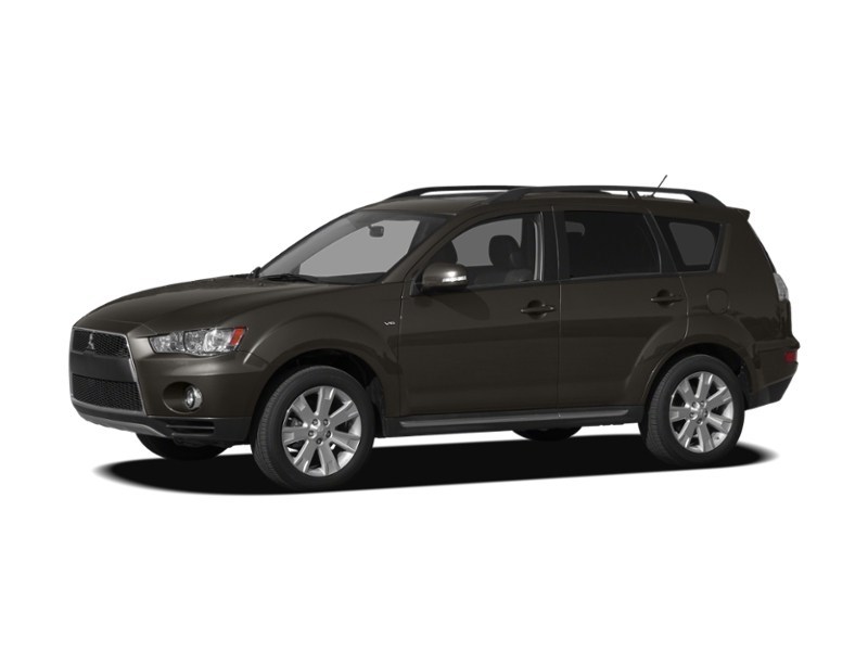 2010 Mitsubishi Outlander 2WD 4dr ES Exterior Shot 19