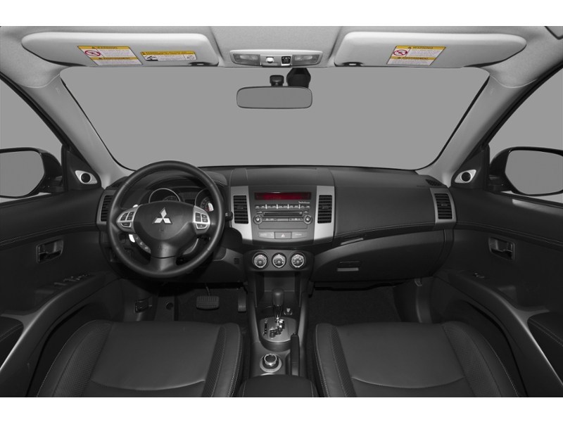 2010 Mitsubishi Outlander 2WD 4dr ES Interior Shot 7