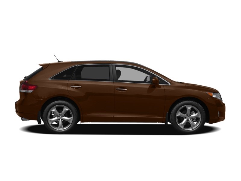 2010 Toyota Venza 4dr Wgn AWD Exterior Shot 11