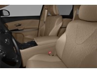 2010 Toyota Venza 4dr Wgn AWD Interior Shot 5