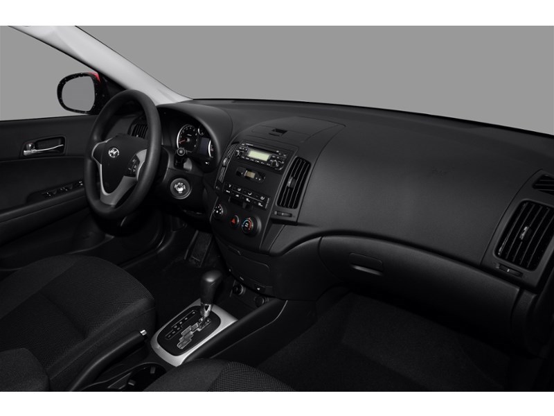 2011 Hyundai Elantra Touring 4dr Wgn Man GL Interior Shot 1