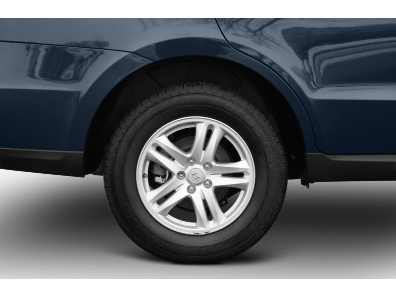 2011 Hyundai Santa Fe FWD 4dr V6 Auto GL Exterior Shot 5