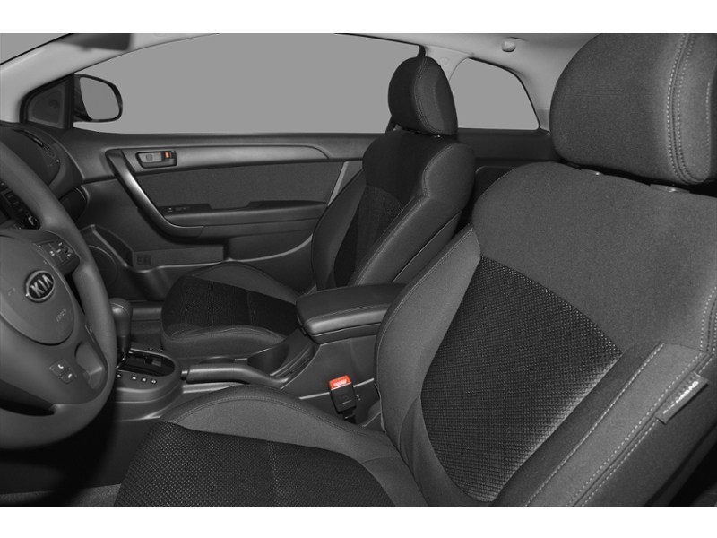 2011 Kia Forte Koup 2dr Cpe Auto SX Interior Shot 5