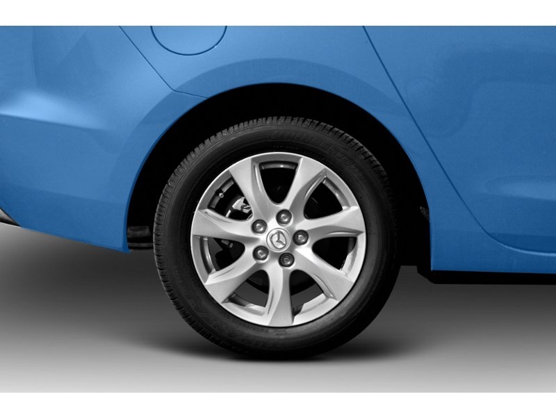 2011 Mazda Mazda3 4dr Sdn Auto GS Exterior Shot 5
