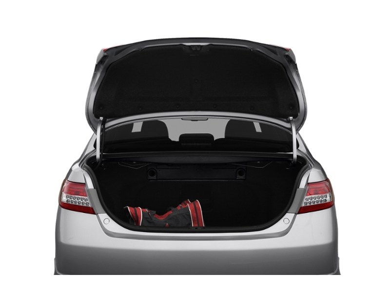 2011 Toyota Camry 4dr Sdn I4 Auto LE Exterior Shot 4