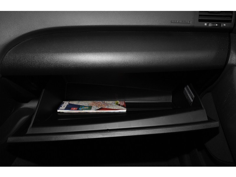 2011 Toyota Camry 4dr Sdn I4 Auto LE Interior Shot 4