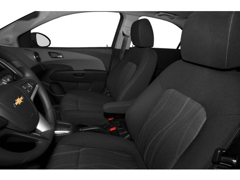 2014 Chevrolet Sonic 4dr Sdn LT Auto Interior Shot 5