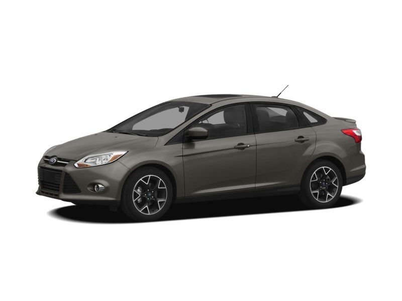 2012 Ford Focus 4dr Sdn SE Exterior Shot 19