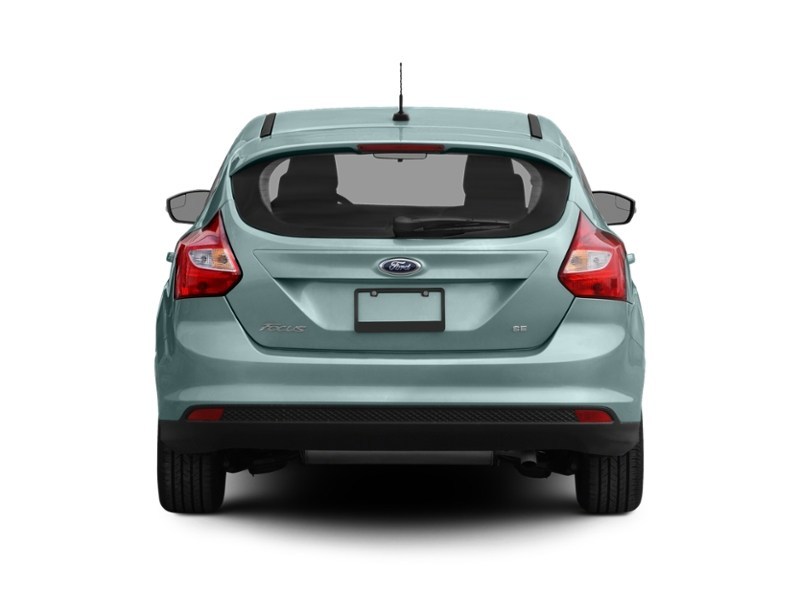 2012 Ford Focus 5dr HB SE Exterior Shot 8