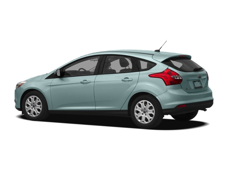 2012 Ford Focus 5dr HB SE Exterior Shot 10