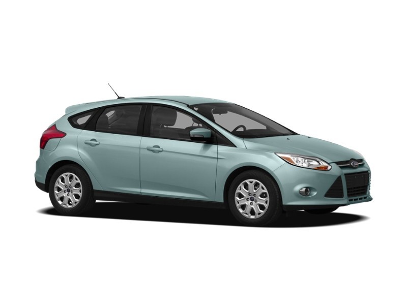 2012 Ford Focus 5dr HB SE Exterior Shot 17