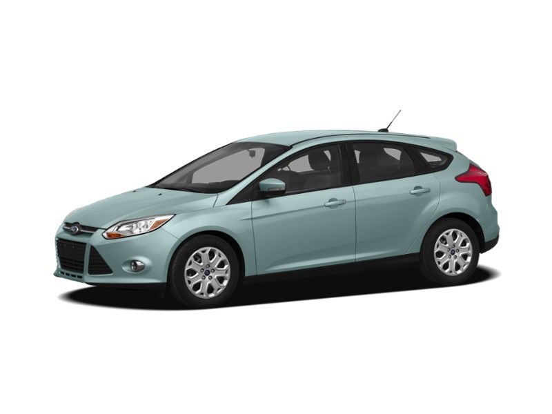 2012 Ford Focus 5dr HB SE Exterior Shot 19