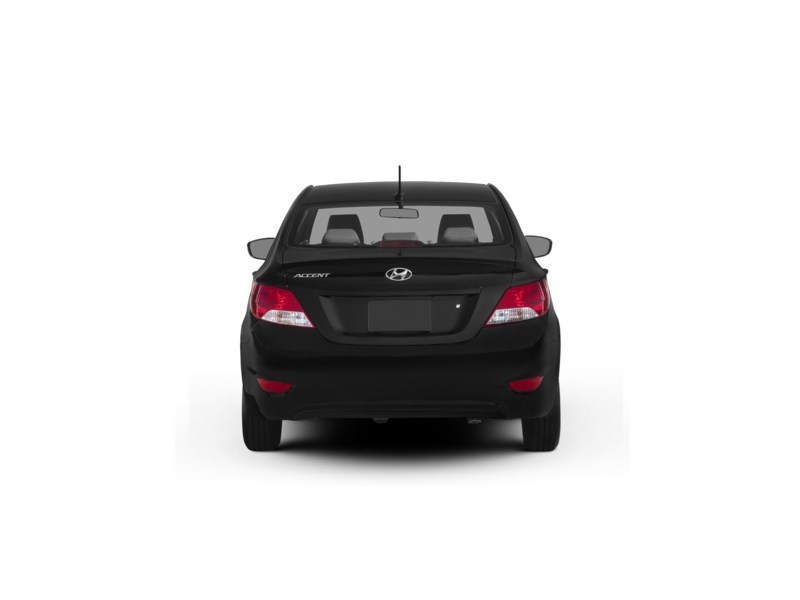 2012 Hyundai Accent 4dr Sdn Man GL Exterior Shot 14