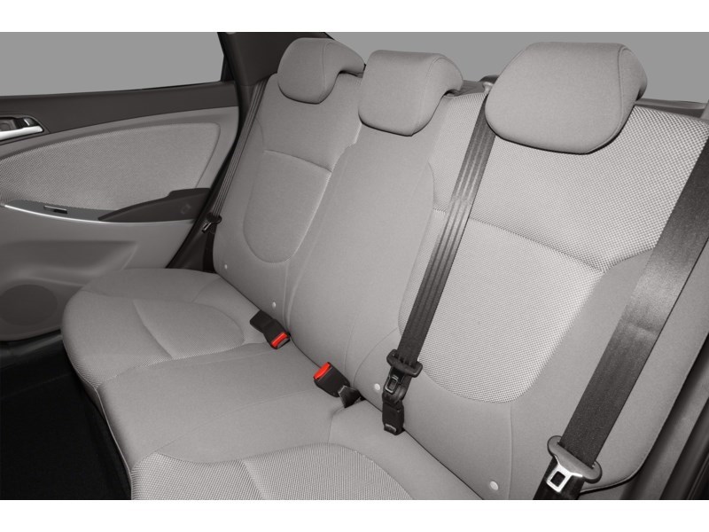 2012 Hyundai Accent 4dr Sdn Man GL Interior Shot 6