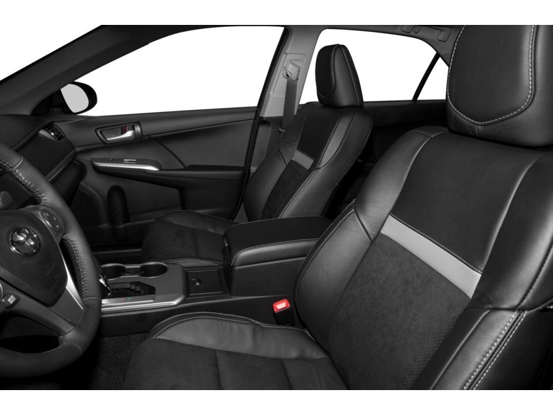 2012 Toyota Camry 4dr Sdn I4 Auto SE Interior Shot 5