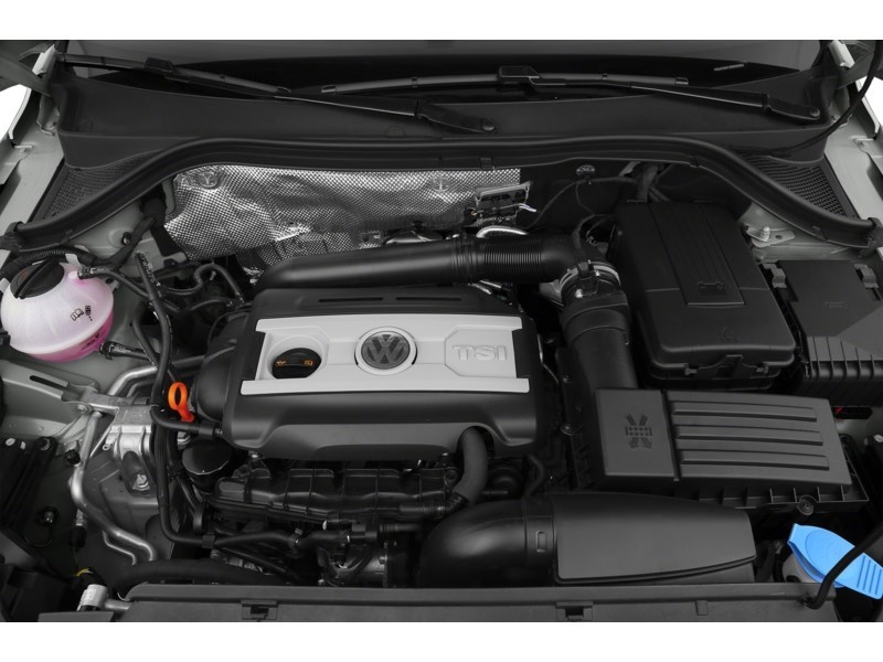 2017 Volkswagen Tiguan 2WD 4dr Trendline Exterior Shot 3