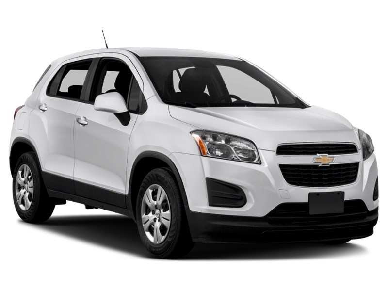 2015 Chevrolet Trax FWD 4dr LS Exterior Shot 9