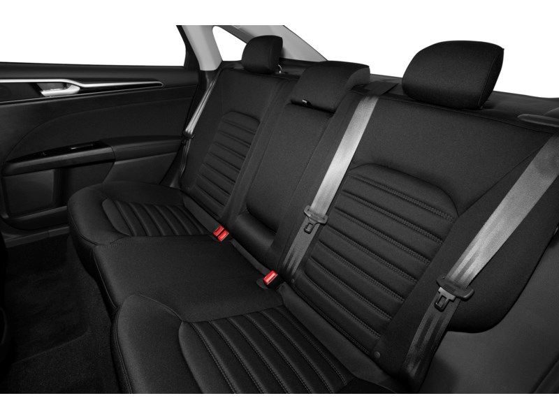 2013 Ford Fusion 4dr Sdn SE FWD Interior Shot 6