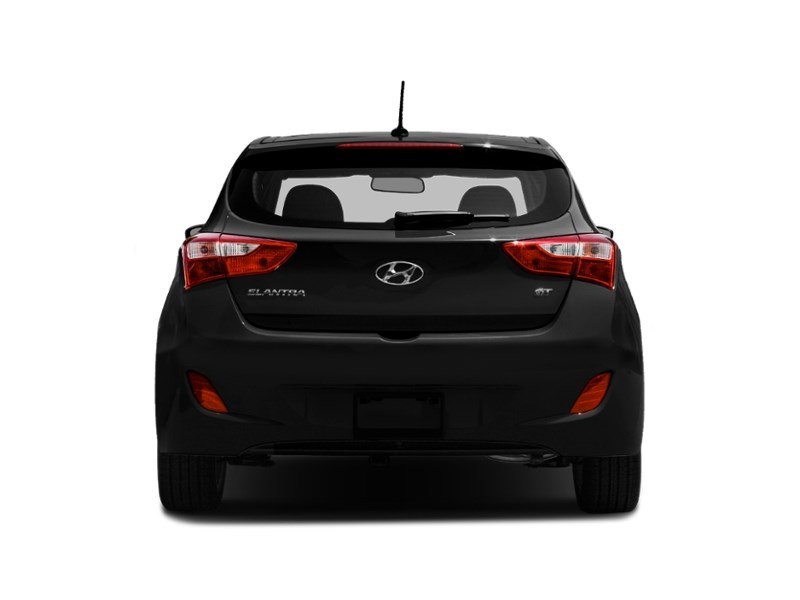 2015 Hyundai Elantra GT 5dr HB Auto GLS Exterior Shot 8