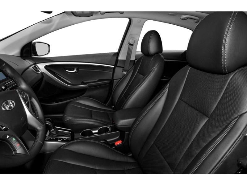 2013 Hyundai Elantra GT 5dr HB Man GL Interior Shot 5