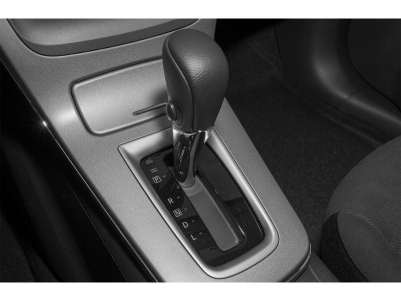 2013 Nissan Sentra 4dr Sdn CVT S Exterior Shot 9