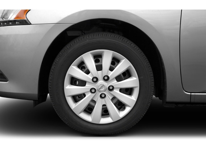 2013 Nissan Sentra 4dr Sdn CVT S Exterior Shot 5