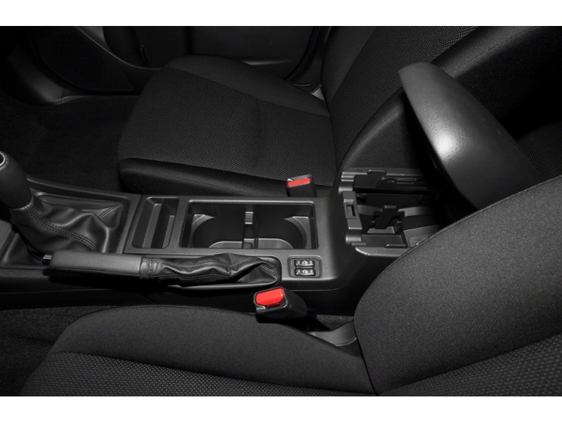 2013 Subaru Impreza 5dr HB CVT 2.0i Interior Shot 8