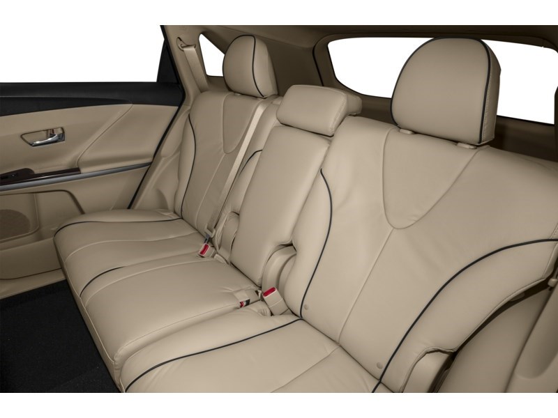 2016 Toyota Venza Base Interior Shot 6