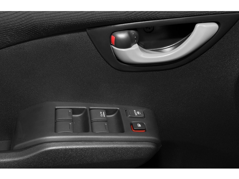 2014 Honda Fit 5dr HB Man LX Exterior Shot 10