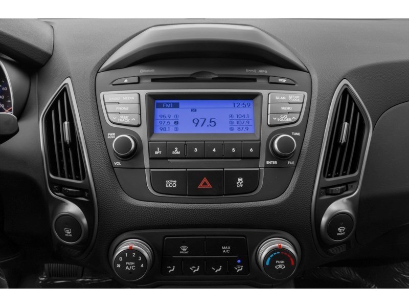 2015 Hyundai Tucson FWD 4dr Auto GL Interior Shot 2