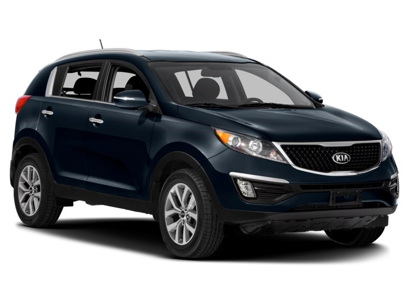 2015 Kia Sportage FWD 4dr Auto LX Exterior Shot 9