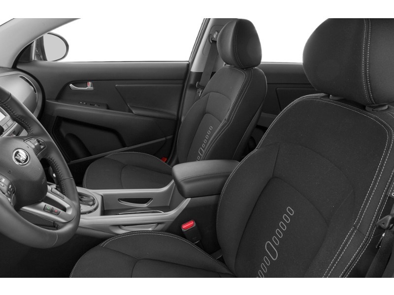 2016 Kia Sportage FWD 4dr Auto LX Interior Shot 5