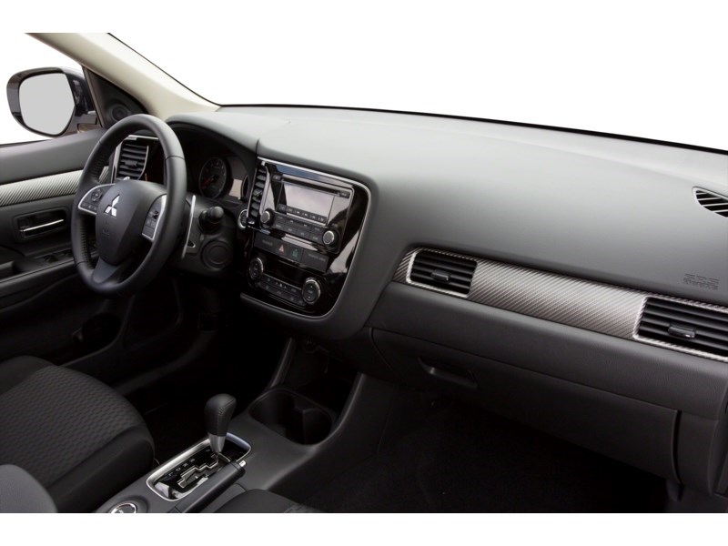 2014 Mitsubishi Outlander 4WD 4dr GT Interior Shot 1