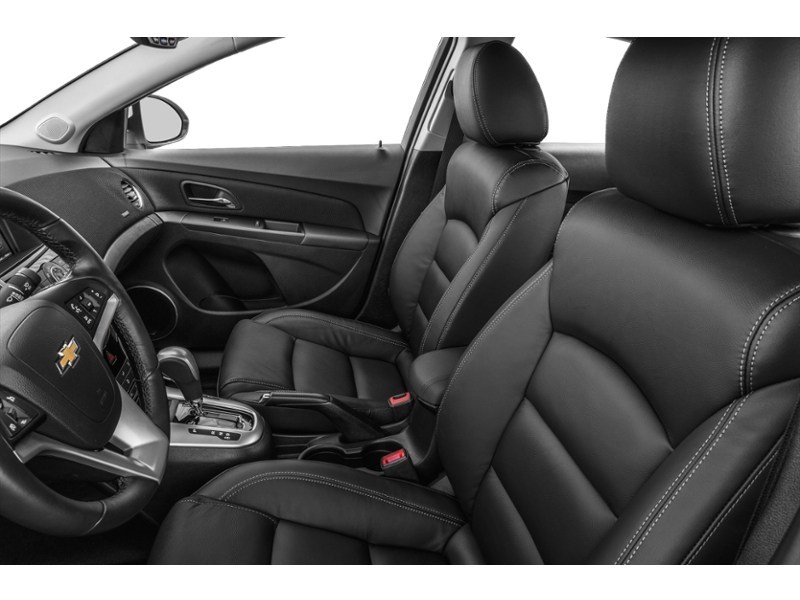 2015 Chevrolet Cruze LT 2LT Interior Shot 5