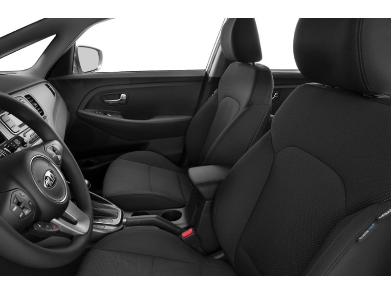 2016 Kia Rondo 4dr Wgn Auto LX Interior Shot 5
