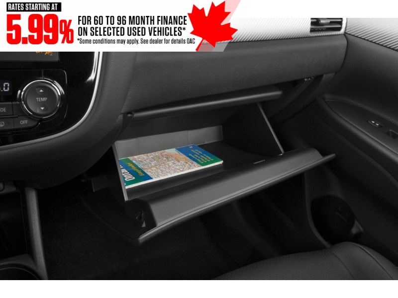 2015 Mitsubishi Outlander 4WD 4dr GT Interior Shot 4