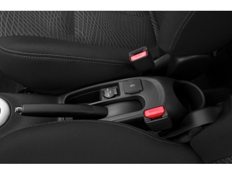 2015 Nissan Micra 4dr HB Auto S Interior Shot 8