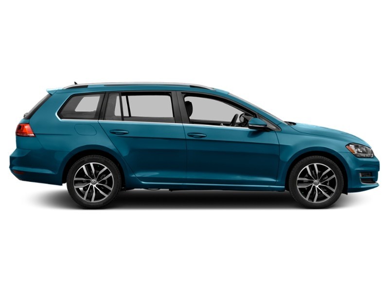 2016 Volkswagen Golf Sportwagon 4dr Man 1.8 TSI Comfortline Exterior Shot 11