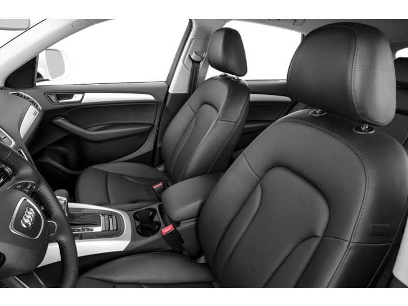 2016 Audi A4 2.0T Komfort plus (M6) Interior Shot 4