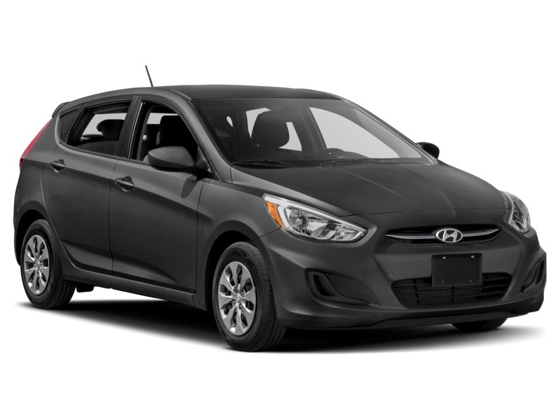2017 Hyundai Accent 5dr HB Auto GL Exterior Shot 9