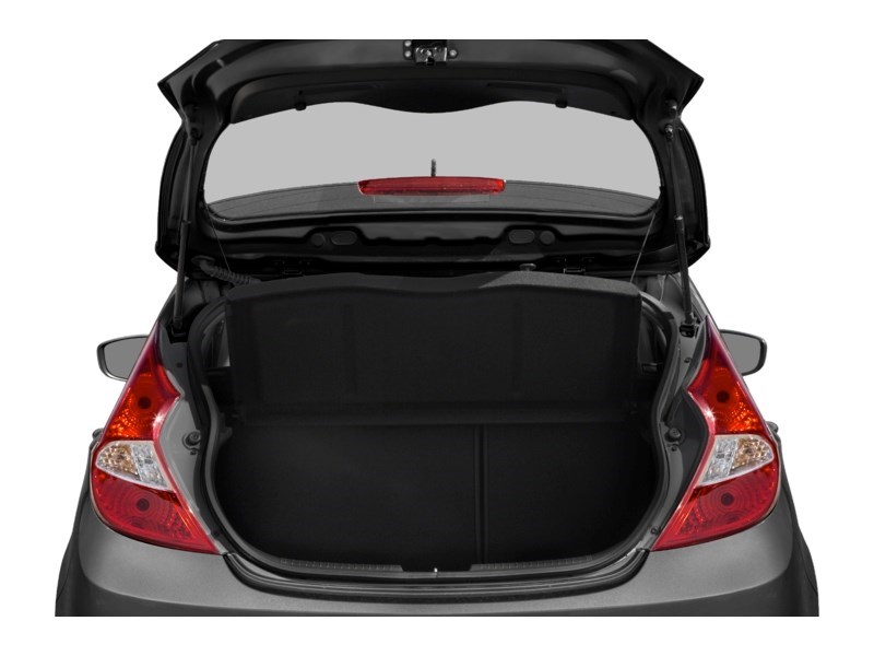 2017 Hyundai Accent 5dr HB Auto GL Exterior Shot 4