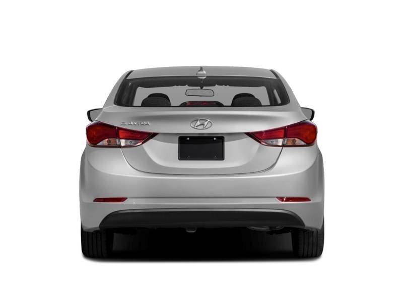 2015 Hyundai Elantra 4dr Sdn Man L Exterior Shot 8