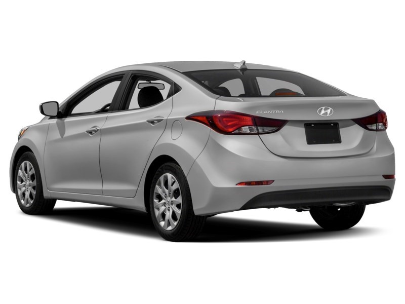 2015 Hyundai Elantra 4dr Sdn Man L Exterior Shot 10