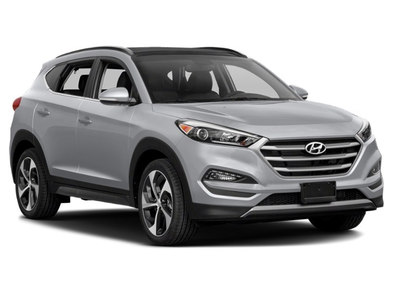 2016 Hyundai Tucson AWD 4dr 1.6L Limited Exterior Shot 9